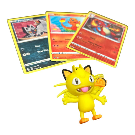 Pokémon GO Surprise Poké Ball Capsule – Includes 3 Cards + Mini Toy Figure